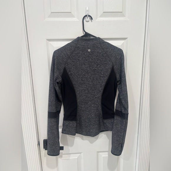 Lululemon reversible bliss jacket Women's Gray and Black Size:S - Picture 4 of 14